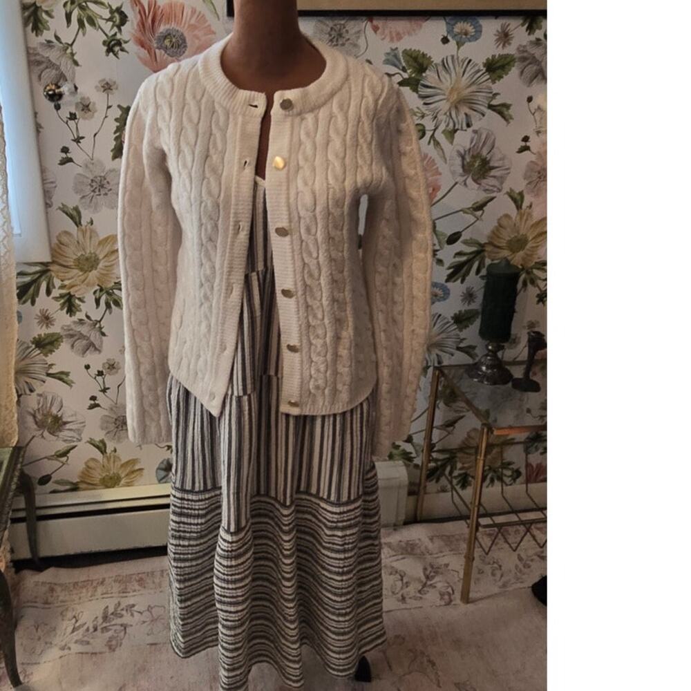 Nice Abercrombie Cable Knit Off White  Button Down Cardigan Sz Small